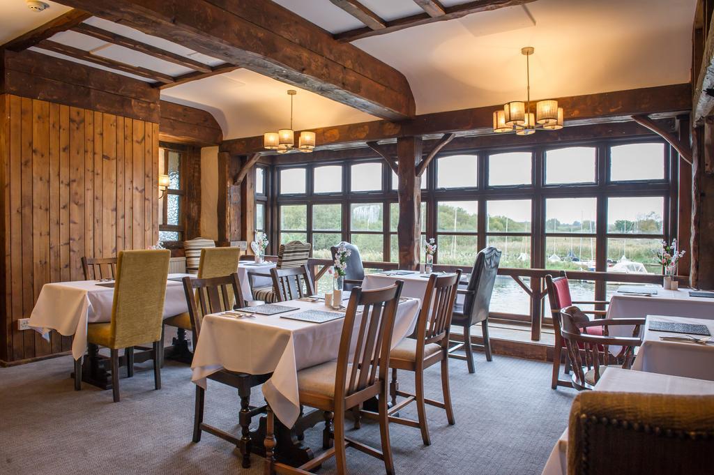 The Swan Inn By Innkeeper'S Collection ホーニング エクステリア 写真